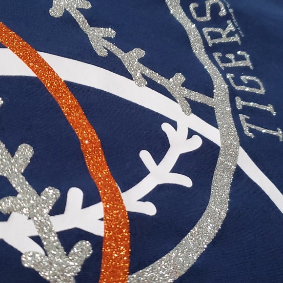 Detroit Tigers Major League Baseball Graphic Tee Shirt - Picture 5 of 7